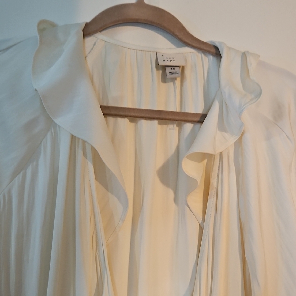 a new day Ivory Ruffle Wrap Blouse - Picture 2 of 5